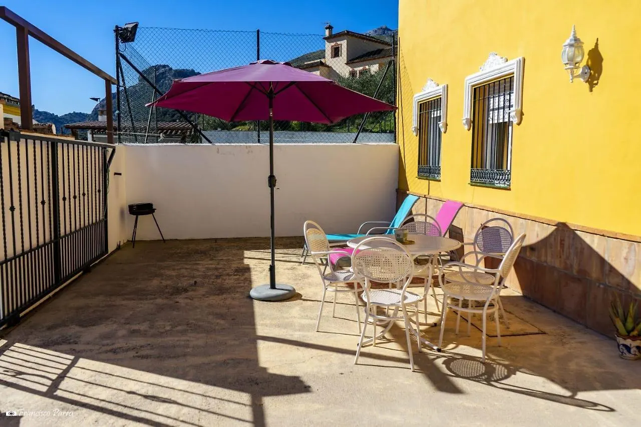 Apartment Apartamento El Serrano Benaojan